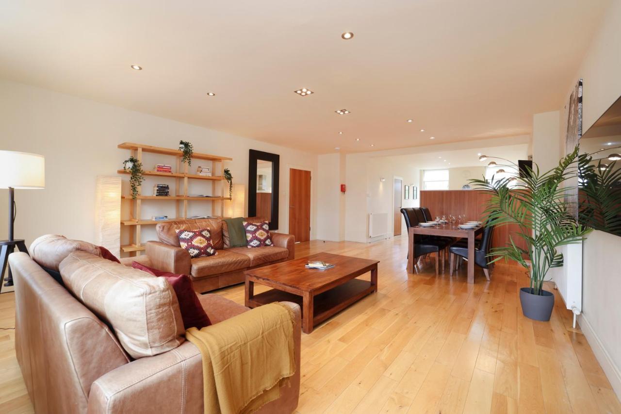 Joivy Spacious 2 Bed,2 Bath Flat, Free Parking And Rooftop Terrace Edynburg Zewnętrze zdjęcie